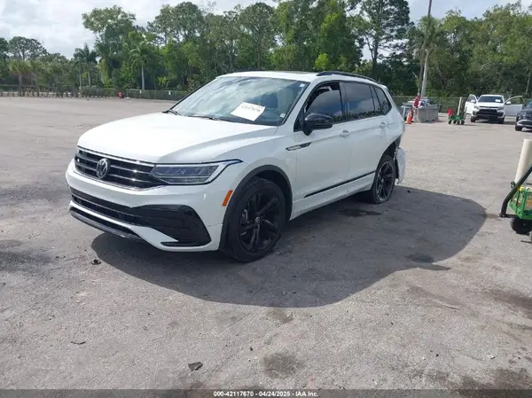 3VVCB7AX6RM093792 2024 VOLKSWAGEN TIGUAN - Image 2