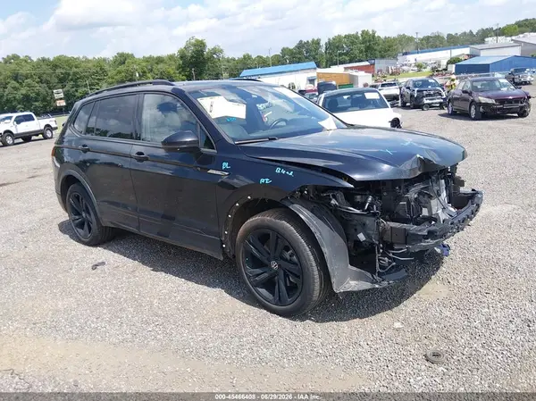 3VVCB7AX6RM198381 2024 VOLKSWAGEN TIGUAN - Image 1