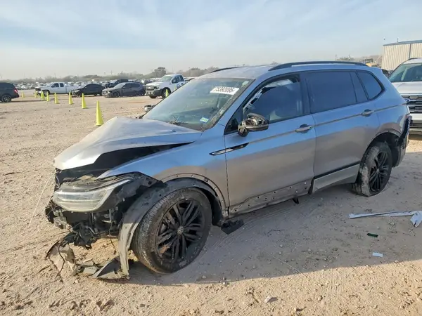 3VVCB7AX7NM009635 2022 VOLKSWAGEN TIGUAN - Image 1