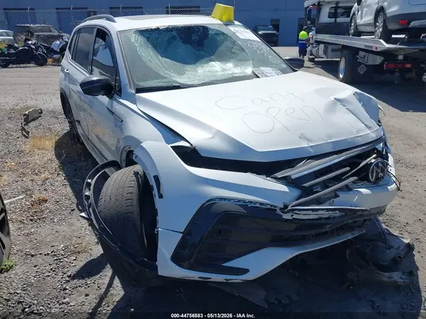 3VVCB7AX7NM064456 2022 VOLKSWAGEN TIGUAN - Image 1