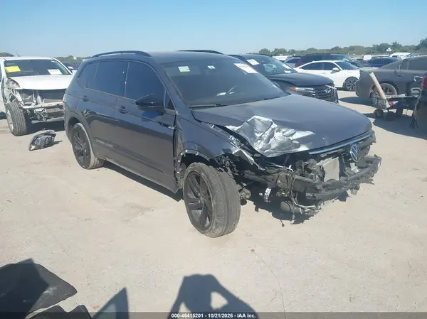 3VVCB7AX7PM038684 2023 VOLKSWAGEN TIGUAN - Image 1