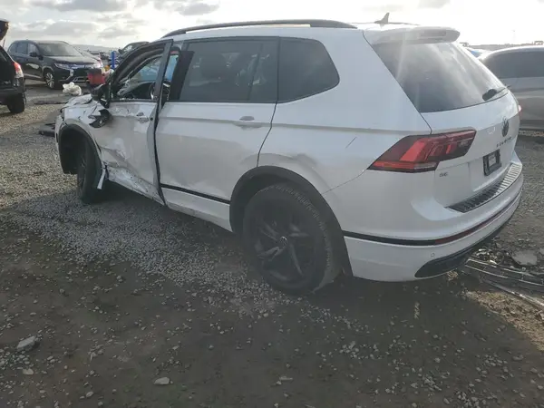 3VVCB7AX7RM045850 2024 VOLKSWAGEN TIGUAN - Image 2