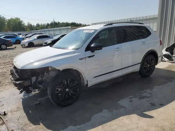 3VVCB7AX8NM007554 2022 VOLKSWAGEN TIGUAN - Image 1
