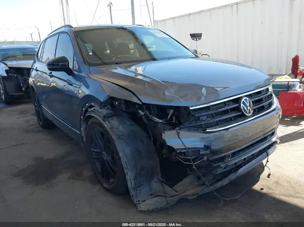 3VVCB7AX8NM039730 2022 VOLKSWAGEN TIGUAN - Image 1