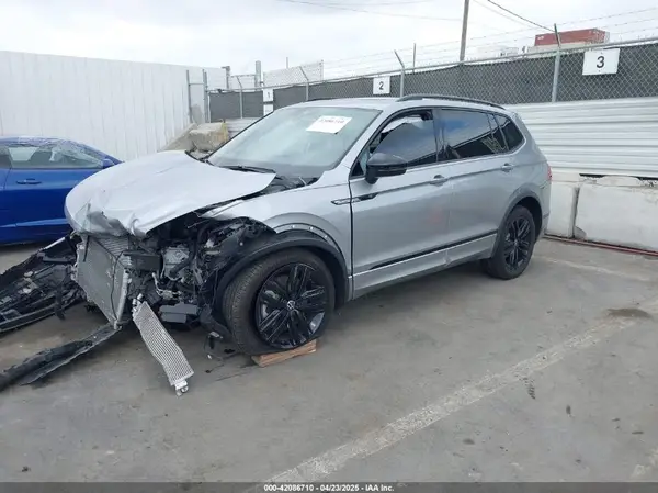 3VVCB7AX8NM162878 2022 VOLKSWAGEN TIGUAN - Image 2