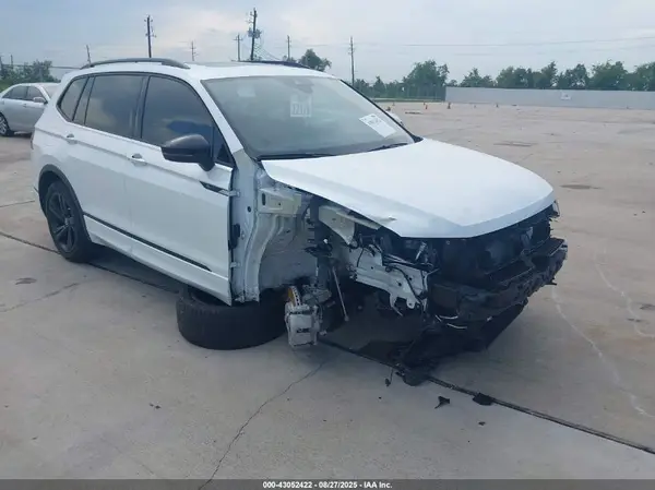 3VVCB7AX8RM222387 2024 VOLKSWAGEN TIGUAN - Image 1