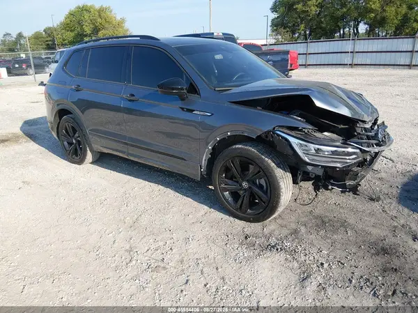 3VVCB7AX8RM227301 2024 VOLKSWAGEN TIGUAN - Image 1