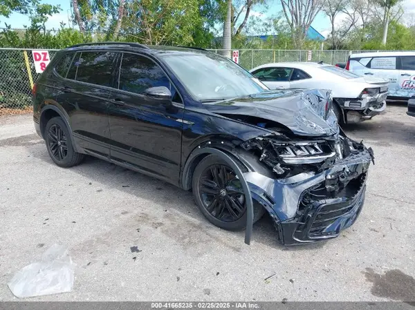 3VVCB7AX9NM054351 2022 VOLKSWAGEN TIGUAN - Image 1
