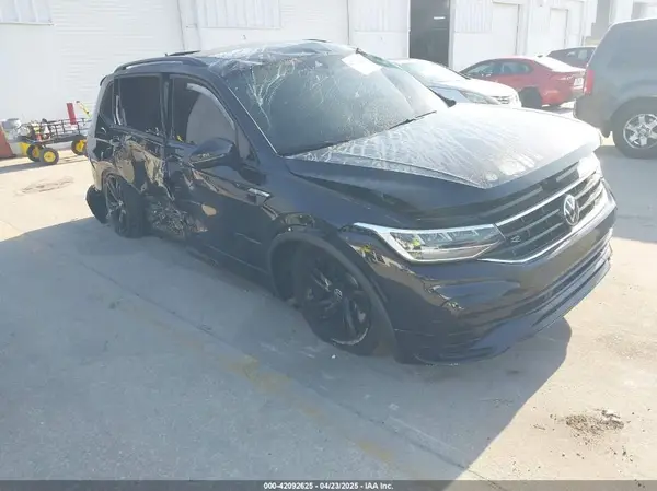 3VVCB7AXXRM000871 2024 VOLKSWAGEN TIGUAN - Image 1