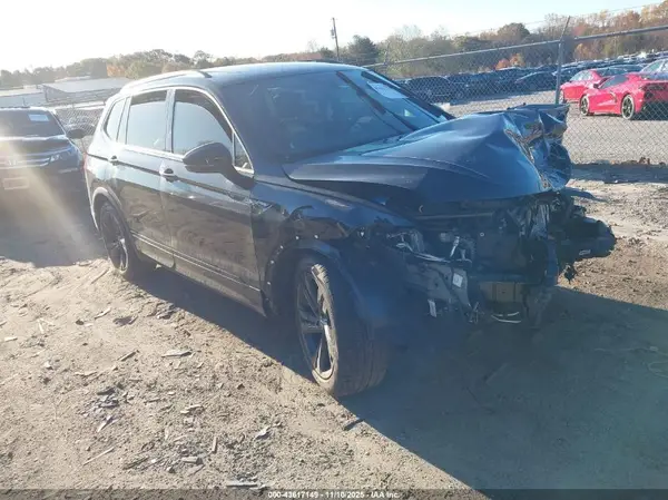 3VVCB7AXXRM225694 2024 VOLKSWAGEN TIGUAN - Image 1