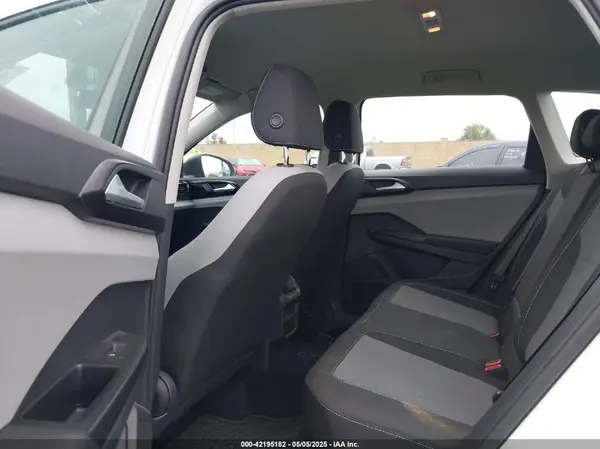 3VVCX7B20NM056509 2022 VOLKSWAGEN TAOS - Image 8