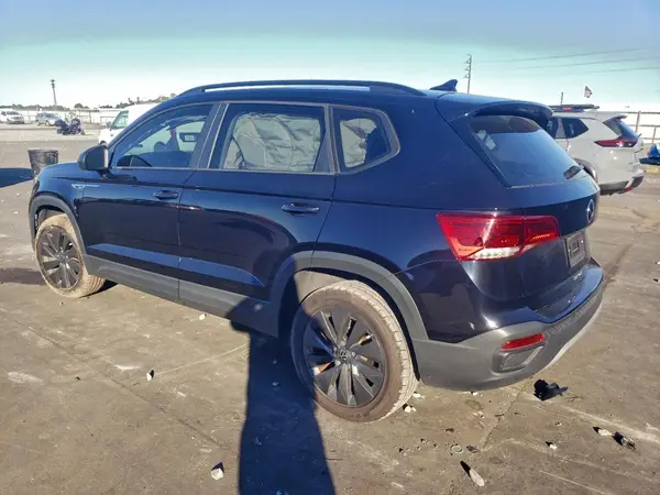3VVCX7B20PM328284 2023 VOLKSWAGEN TAOS - Image 2