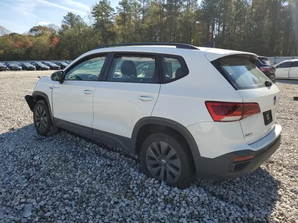 3VVCX7B20PM328642 2023 VOLKSWAGEN TAOS - Image 2
