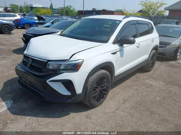3VVCX7B20PM369692 2023 VOLKSWAGEN TAOS - Image 2