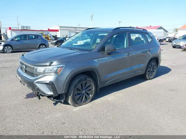 3VVCX7B21PM331162 2023 VOLKSWAGEN TAOS - Image 2