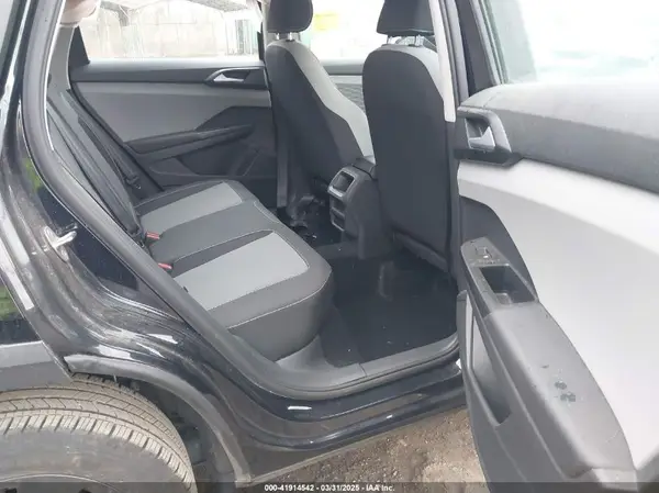 3VVCX7B22NM000734 2022 VOLKSWAGEN TAOS - Image 8