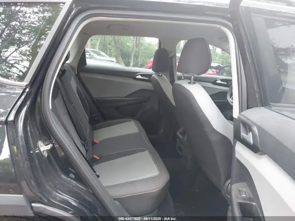 3VVCX7B22NM073697 2022 VOLKSWAGEN TAOS - Image 8