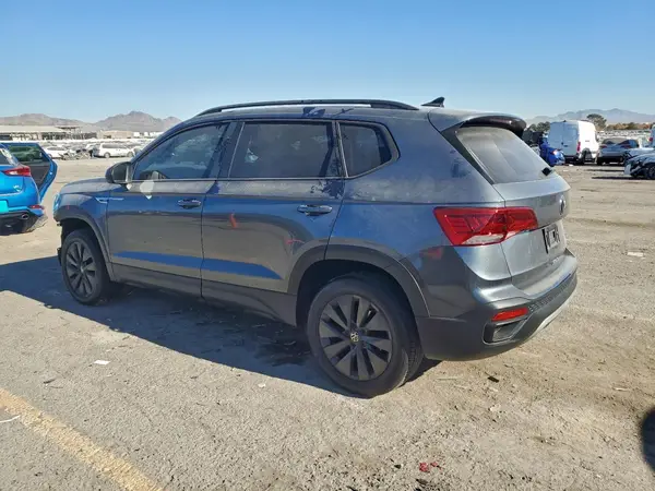 3VVCX7B22NM078642 2022 VOLKSWAGEN TAOS - Image 2