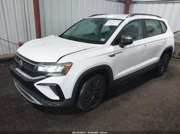 3VVCX7B22PM307548 2023 VOLKSWAGEN TAOS - Image 2
