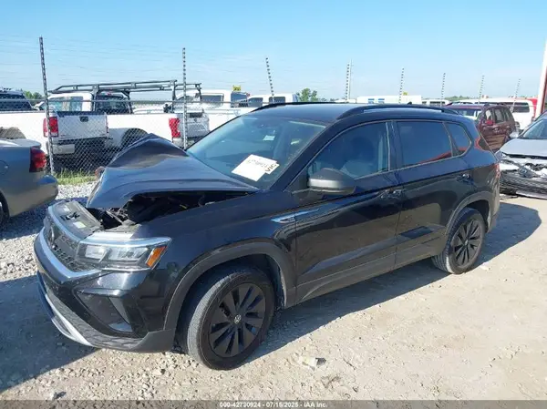 3VVCX7B22PM373226 2023 VOLKSWAGEN TAOS - Image 2