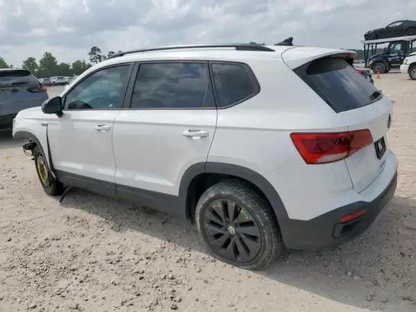 3VVCX7B23NM065043 2022 VOLKSWAGEN TAOS - Image 2