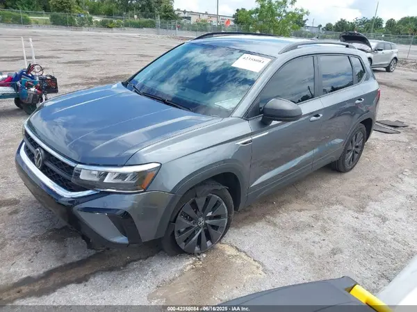 3VVCX7B23PM336282 2023 VOLKSWAGEN TAOS - Image 2