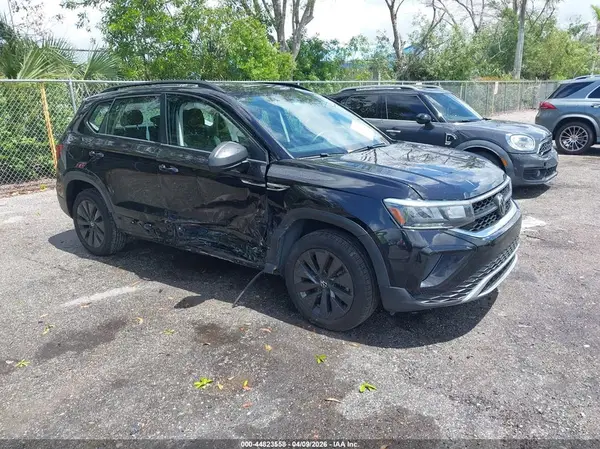 3VVCX7B23PM369606 2023 VOLKSWAGEN TAOS - Image 1