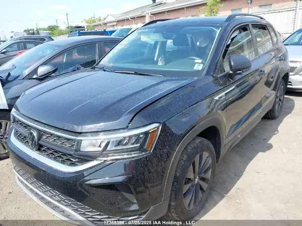3VVCX7B23RM087002 2024 VOLKSWAGEN TAOS - Image 2