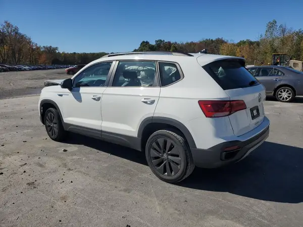 3VVCX7B24NM001836 2022 VOLKSWAGEN TAOS - Image 2