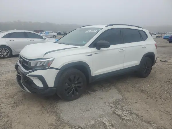3VVCX7B24NM050499 2022 VOLKSWAGEN TAOS - Image 1