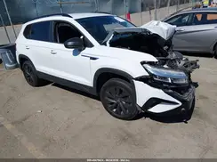 3VVCX7B24NM088766 2022 VOLKSWAGEN TAOS
