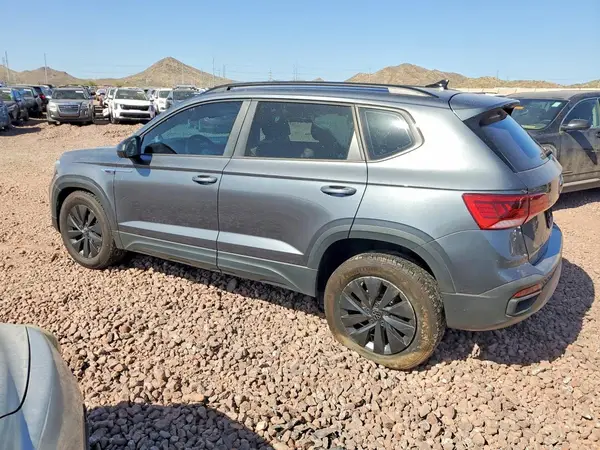 3VVCX7B25NM046400 2022 VOLKSWAGEN TAOS - Image 2