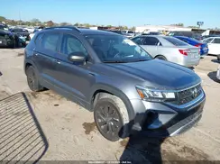 3VVCX7B25NM082930 2022 VOLKSWAGEN TAOS