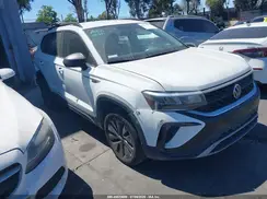 3VVCX7B25NM084533 2022 VOLKSWAGEN TAOS
