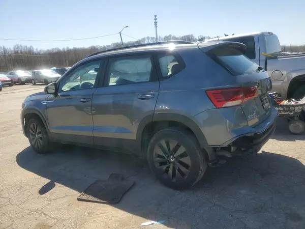 3VVCX7B25NM091465 2022 VOLKSWAGEN TAOS - Image 2