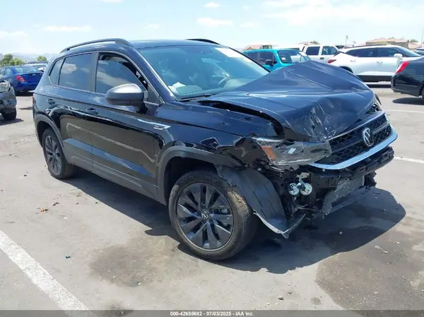 3VVCX7B25PM302098 2023 VOLKSWAGEN TAOS - Image 1