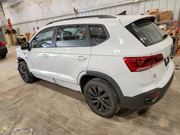 3VVCX7B25PM365282 2023 VOLKSWAGEN TAOS - Image 2