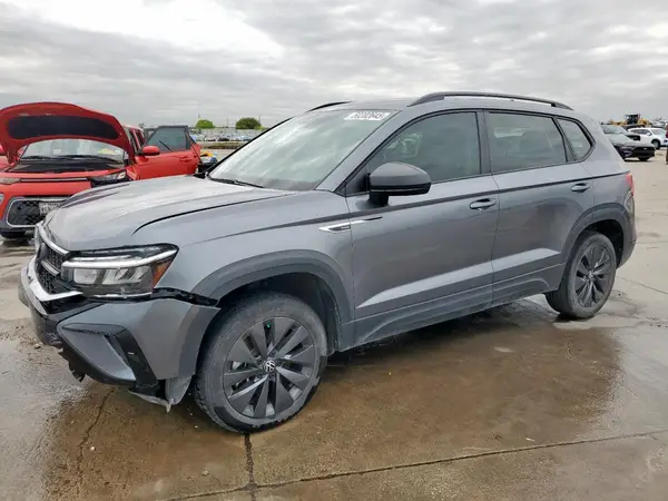 3VVCX7B26NM070043 2022 VOLKSWAGEN TAOS - Image 1