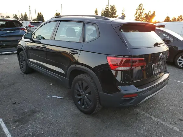 3VVCX7B26PM330993 2023 VOLKSWAGEN TAOS - Image 2