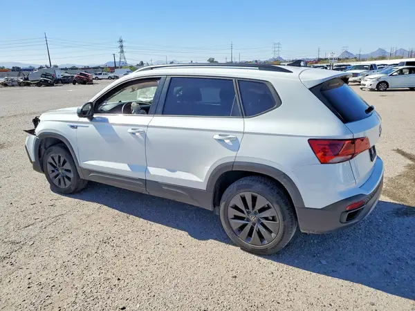 3VVCX7B26PM370409 2023 VOLKSWAGEN TAOS - Image 2