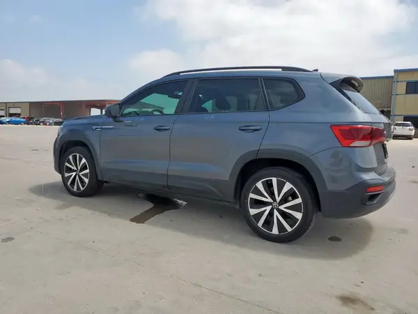 3VVCX7B26PM379370 2023 VOLKSWAGEN TAOS - Image 2
