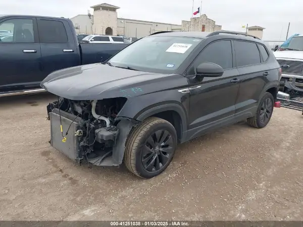 3VVCX7B27NM008022 2022 VOLKSWAGEN TAOS - Image 2