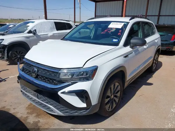 3VVCX7B27PM326872 2023 VOLKSWAGEN TAOS - Image 2