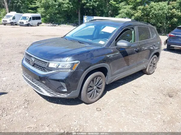 3VVCX7B27PM364537 2023 VOLKSWAGEN TAOS - Image 2
