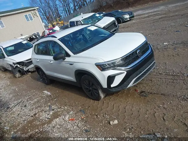 3VVCX7B27PM372458 2023 VOLKSWAGEN TAOS - Image 1