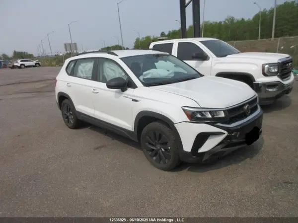 3VVCX7B27RM086404 2024 VOLKSWAGEN TAOS - Image 1