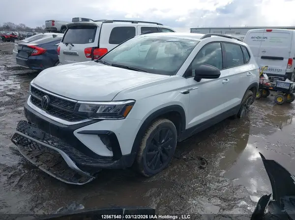 3VVCX7B27RM092039 2024 VOLKSWAGEN TAOS - Image 2
