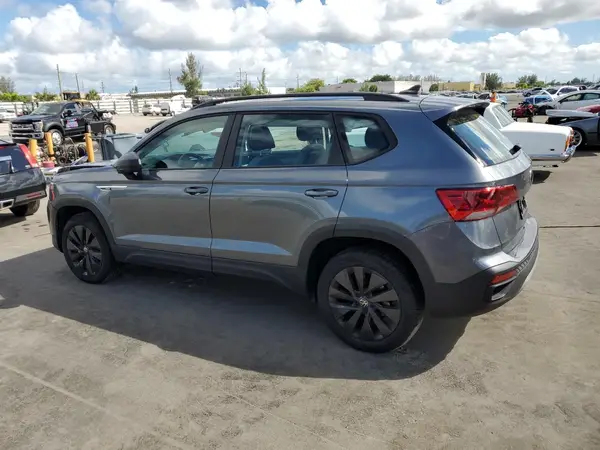 3VVCX7B28NM077687 2022 VOLKSWAGEN TAOS - Image 2
