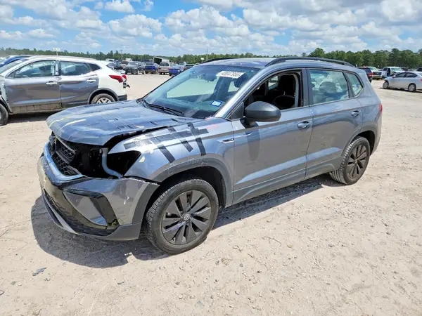 3VVCX7B28NM082713 2022 VOLKSWAGEN TAOS - Image 1
