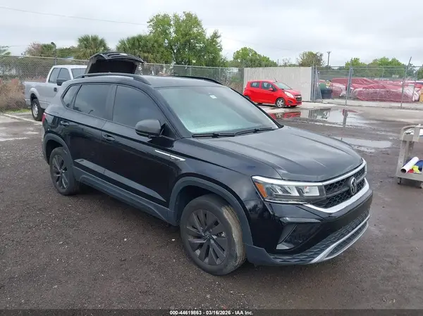 3VVCX7B28PM328498 2023 VOLKSWAGEN TAOS - Image 1